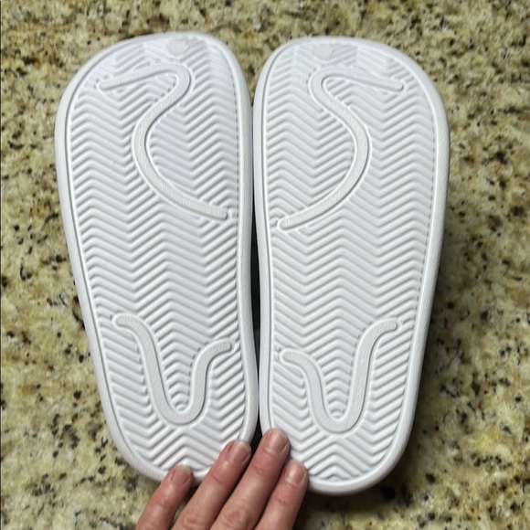 Adidas Adilette Clog - Picture 6 of 8